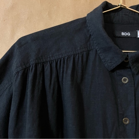 Urban Outfitters | BDG Linen Jena Tie-Front Blouse Button Crop Top Black Size XS - Picture 6 of 12
